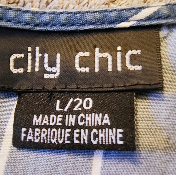 CITY CHIC WOMEN'S BLUE/WHITE PEN STRIPES RUFFLE FAUX WRAP DRESS SIZE L/20 - Picture 6 of 12